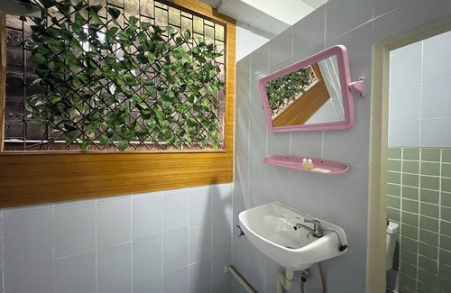 Khanna Yao Hotel | Ze Residence Rarm Intra