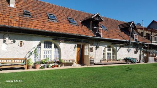 Kralova Lehota House | Zemianska Kúria Vachtár