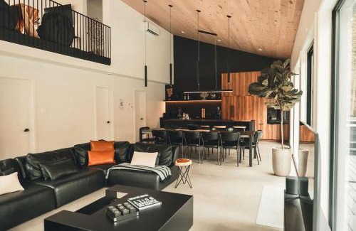 Morin Heights Villa | Zen House 4 - Villas & Spa