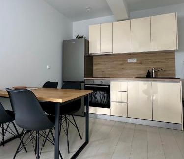 Brist Apartment | Zen Residence 2