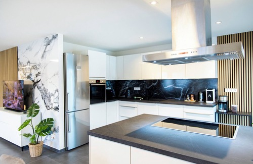 Kornwestheim Apartment | Zentral Gelegene Luxuswohnung