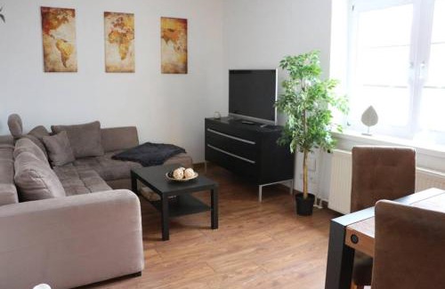 Strehlen Apartment | Zentralgelegene 4-Raum Ferienwohnung bis 8 Pers.