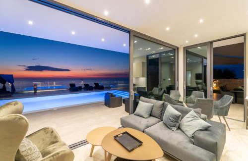 Agios Nikitas Villa | Zenvillas