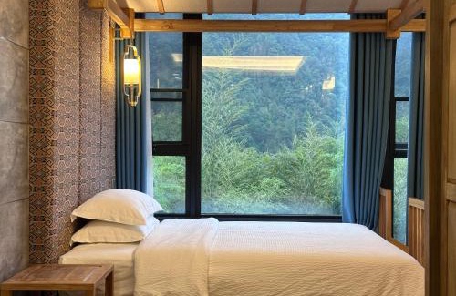 Wulingyuan Bed & Breakfast | Zhangjiajie Qiquan Vacation B&B