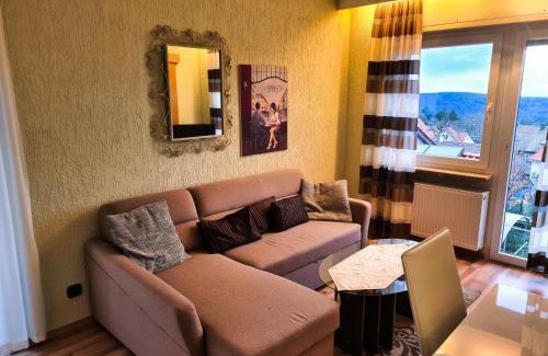 Rotensol House | Zi15 Familienzimmer Schönblick mit zwei seperaten Zimmern