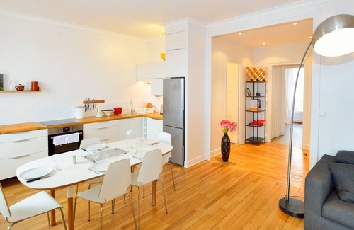 Bellecour - Hotel Dieu Apartment | Zola - Appart'Ambiance