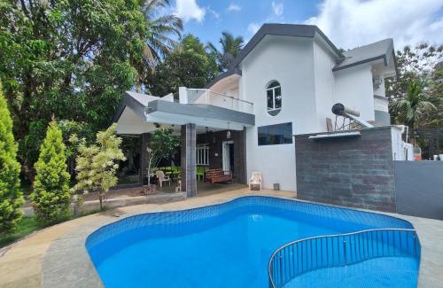 Redi Villa | Zoya Farm House