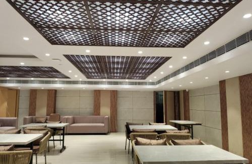 Purulia Hotel | Zuke Garden & Resort