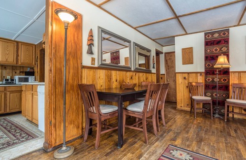 Leadville Cabin | Zuni Log Cabin Vacation Rentals