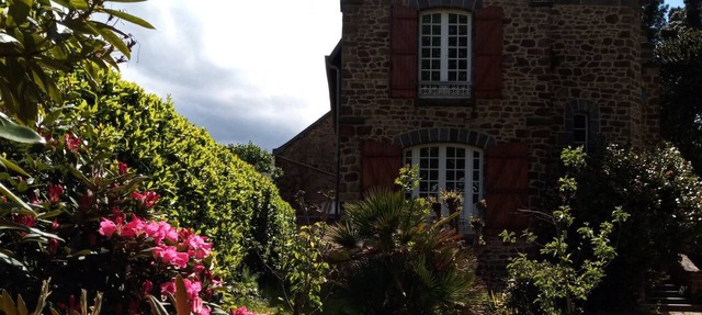 Villa La Côte du Chat, a 3-star property near Saint-Malo, Dinard, and Dinan