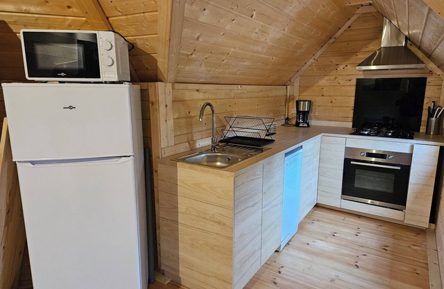 à 30 Min. du zoo de la Flèche Kota Finlandais et son Bain Nordique Tout Confort