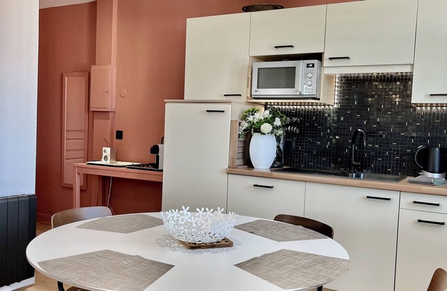 île de Ré Gîte-appart 2/4 Pers Confort & Design , Patio-terrasse , Parking Free