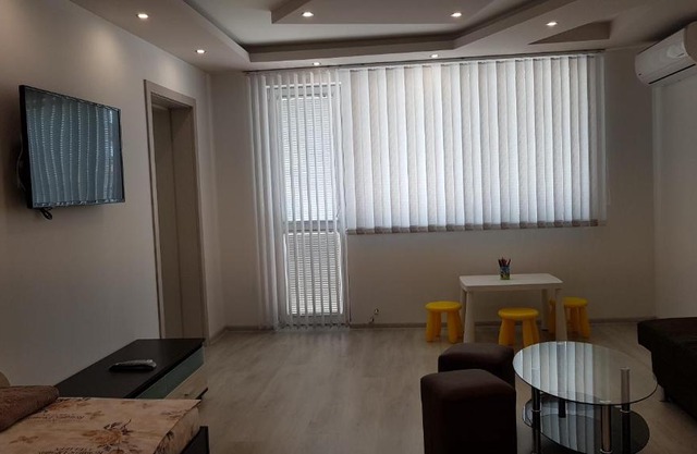 Д и В 2 - D & V 2 Apartment