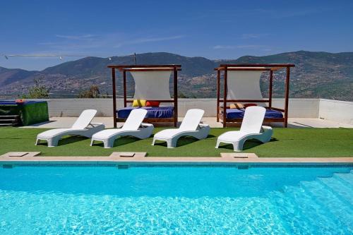 וילה Vision - וילה מדהימה בקצה היישוב עם בריכה ונוף עוצר נשימה