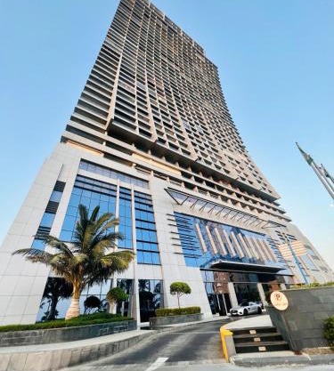 برج داماك جده شقه مطله على البحر damac jeddah