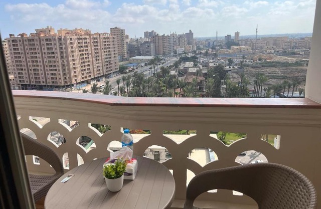 شقة فاخرة في كمبوند ميامى جراند بلازا الإسكندرية