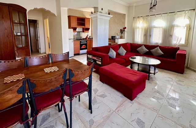 02 BR apartment with a roof top and big swimming pool