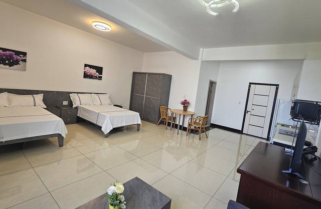 06-Experience contemporary luxury at Prince APT, 20-minute stroll from the beach