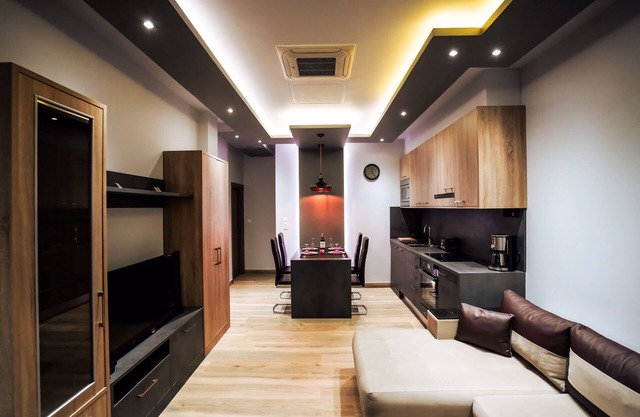 1 Bed Apartment - Sleeps 4 - Parking, Wifi