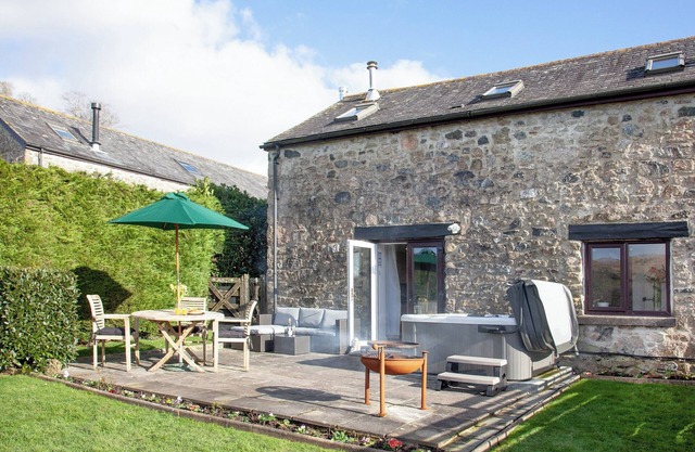 1 bedroom accommodation in Cadover Bridge