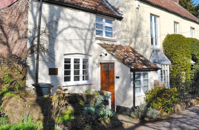 1 bedroom accommodation in Holford, near Bridgwater