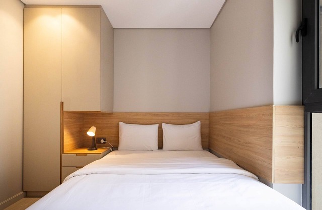 1-Bedroom Apart with Sofa Bed in Silver Palm FF