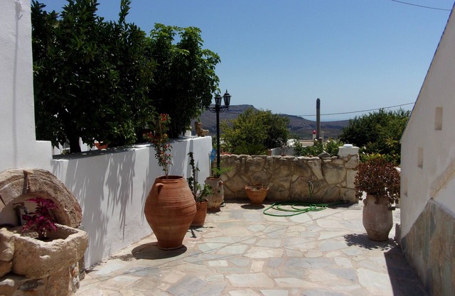 1 bedroom apartment in zakros crete