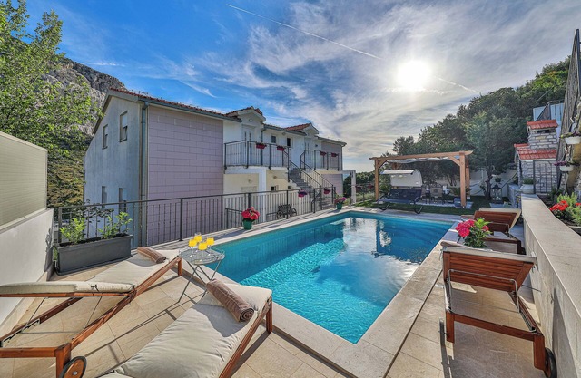 1 bedroom apartment in å½rnovnica