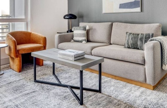 1 Bedroom Apartment L-561376 by Houzlet