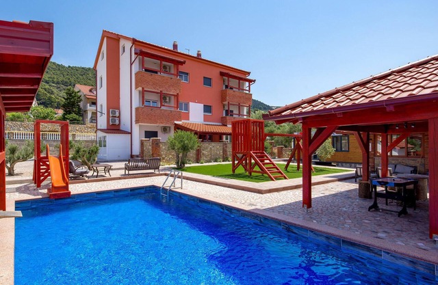 1 bedroom beautiful apartment in Banjol