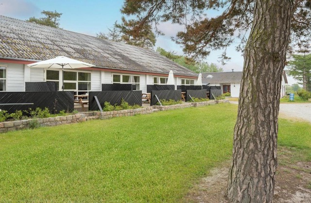 1 Bedroom Cozy Home In Humble