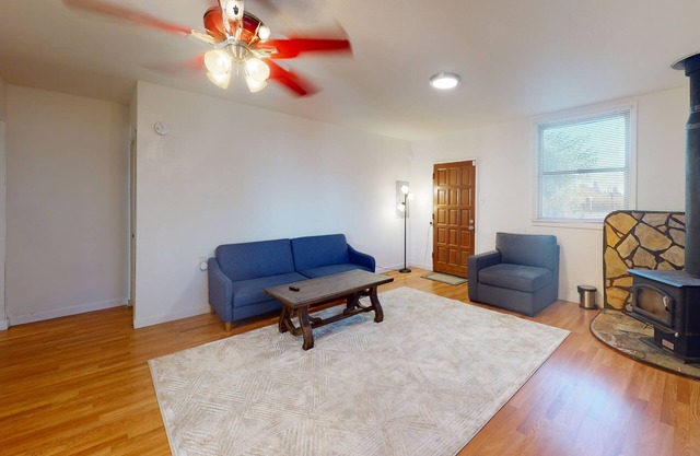 1 Bedroom Getaway in Yelm