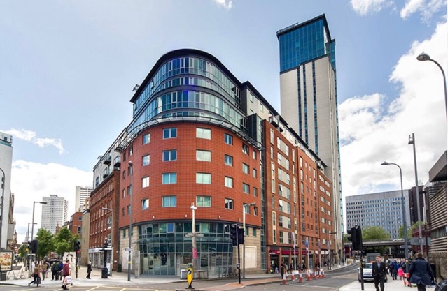 1 Bedroom Luxury Apartment, Birmingham City Centre