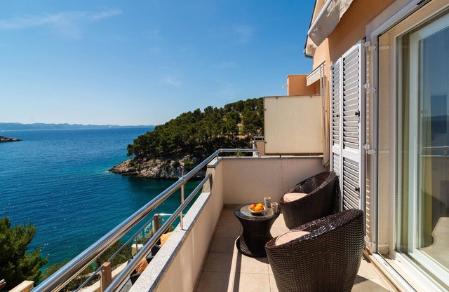 1 bedroom stunning apartment in Milna