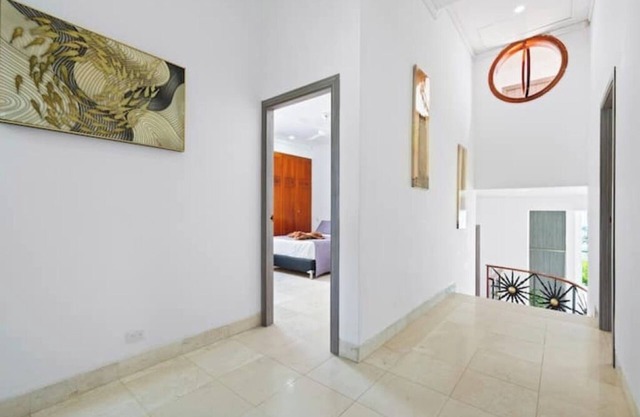 10-bedroom beachfront mansion with pool and discotheque