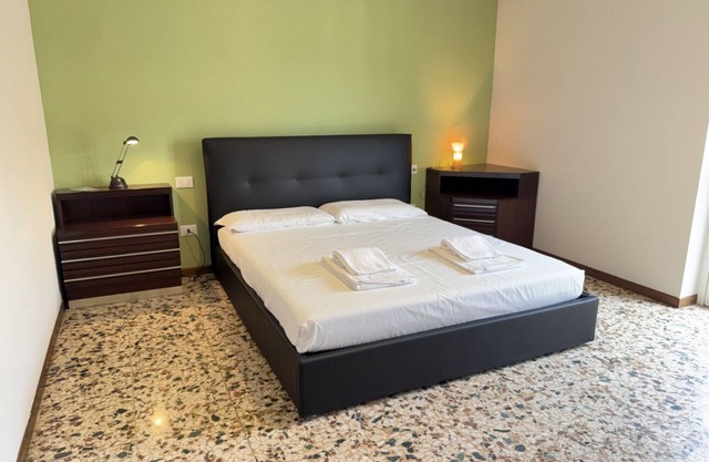 10 minutes from the Center, Comfort and Culture