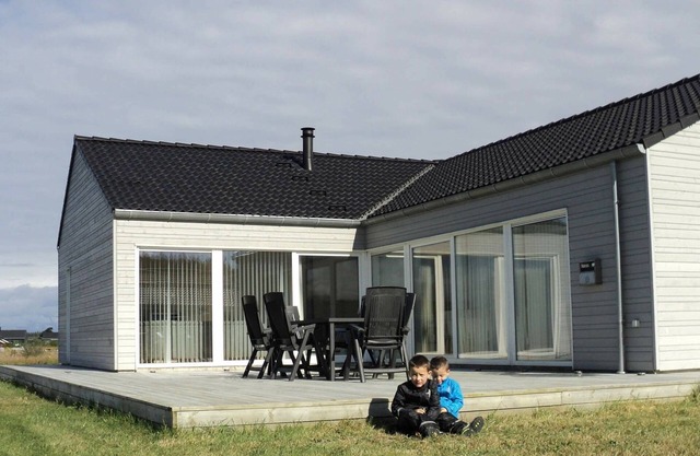 10 person holiday home in Brovst