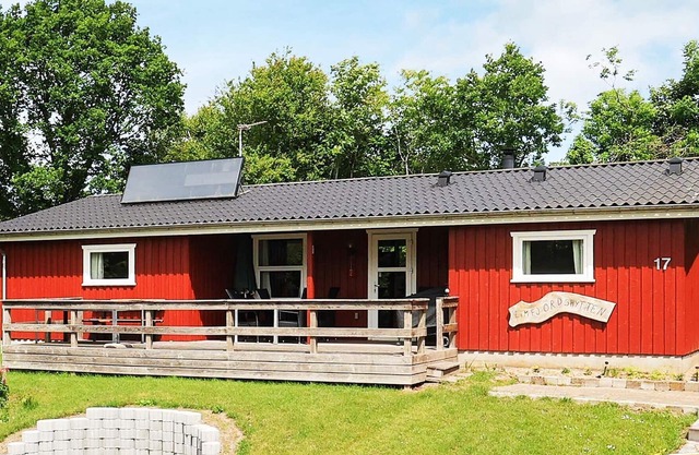 10 person holiday home in Farsø