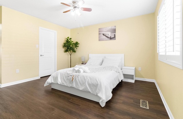 100% Private & Spotless ~4BR ~Golf~Cozy & Relaxing