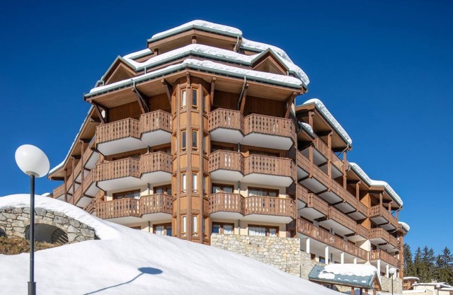 100m from resort center, balcony, parking, tv, ski locker, 27m², Valmorel