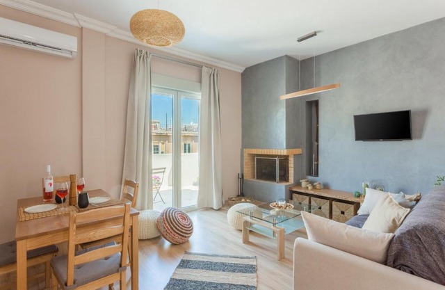100m2 Luxury Apartment in the Heart of Athens - Living Stone Emerald