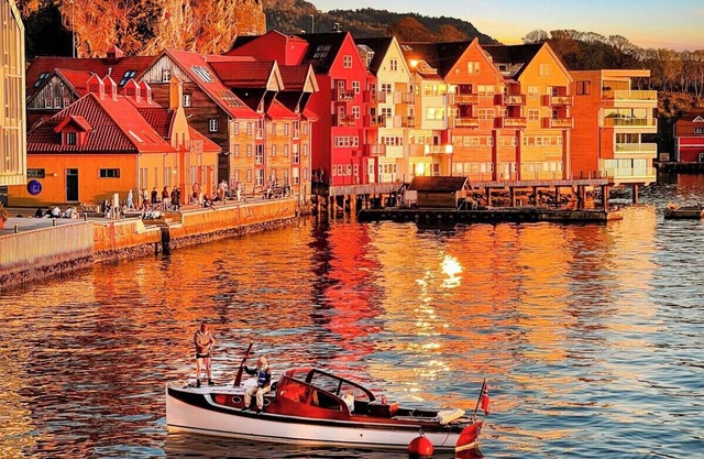 103SB10 - Economy Multi-Bed Apt