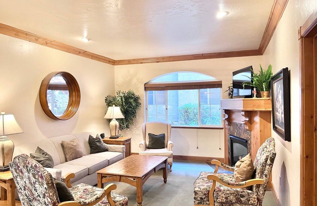 1047/49 4-Star Zermatt 2B2B Villa Near Park City