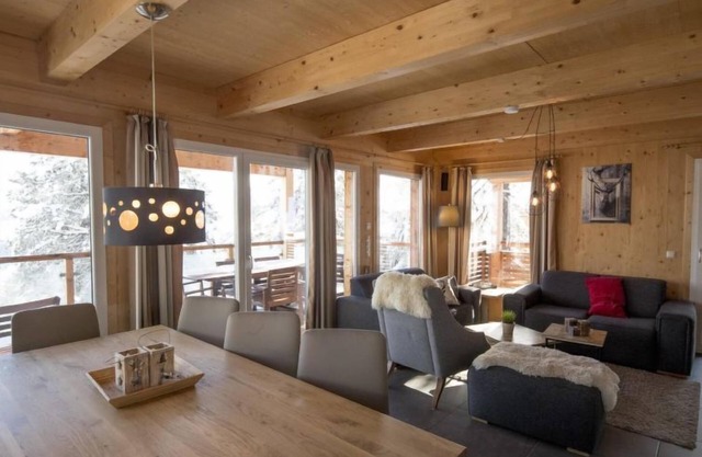 #11 mit IR-Sauna & Sprudelwanne Innen by Interhome
