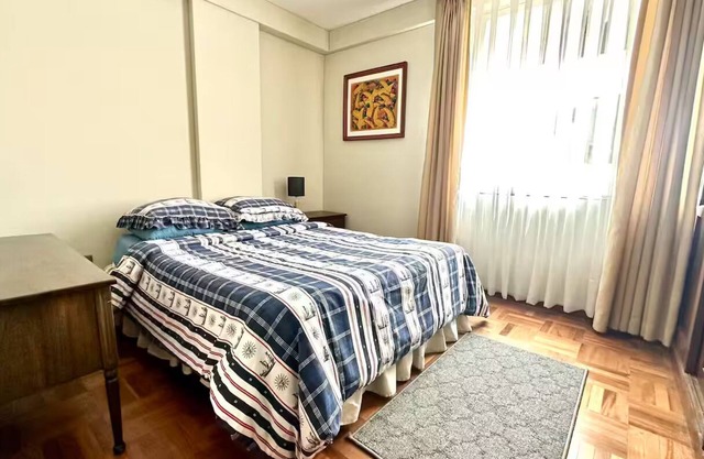 13th Floor-Comfort-3 BR-View-Steps to US Embassy
