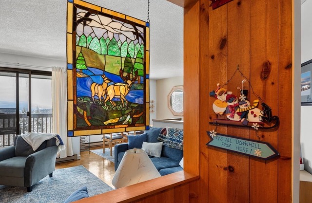 14 Snowside 2 Bedroom Condo by RedAwning