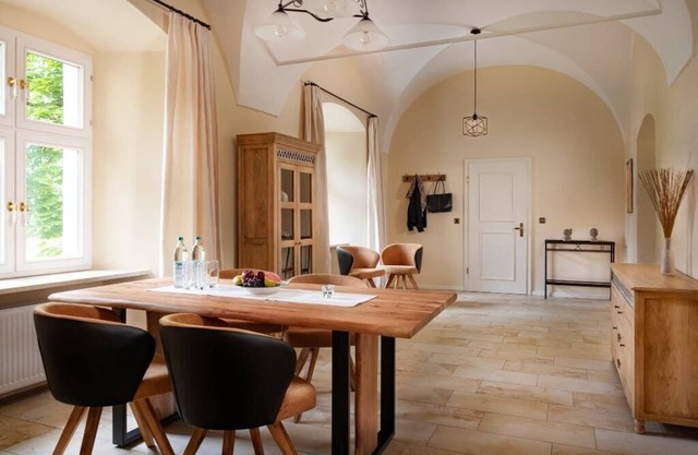 155 sqm apartment with 2 bedrooms