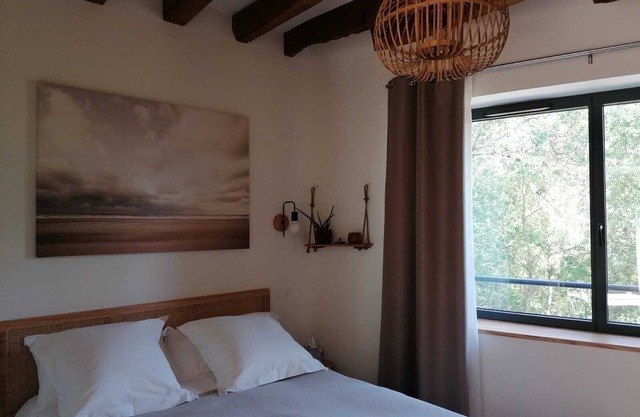 15mn from Angers center - 28m² cottage - in the heart of nature, pond view.