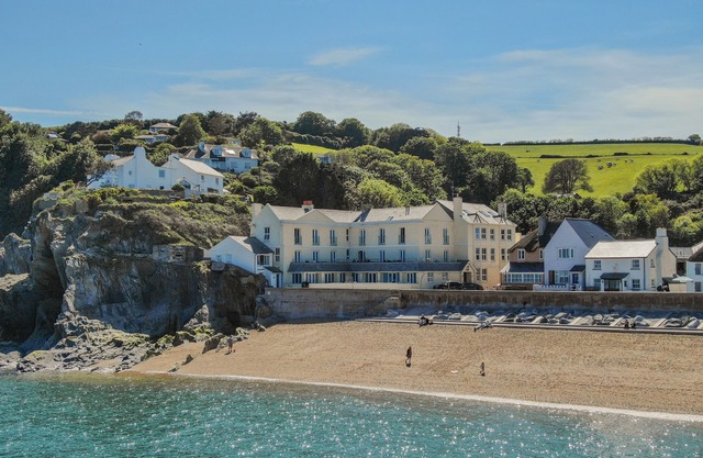 19 At The Beach - an apartment that sleeps 4 guests in 1 bedroom