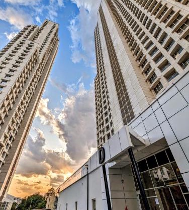 19th Floor Secure Condo with Pool, Fitness, Parking Included in Price